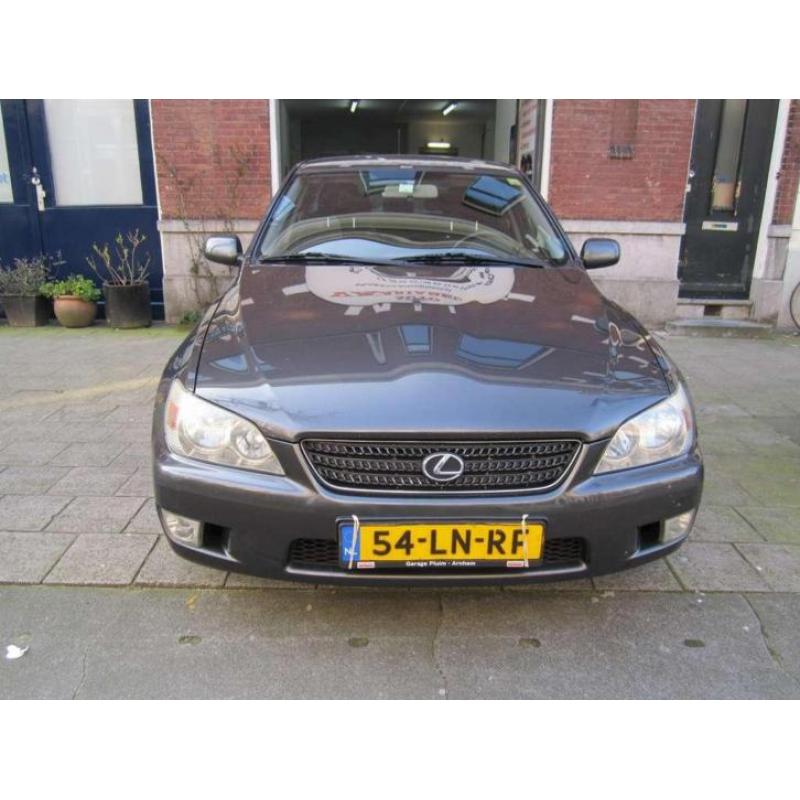 Lexus IS 200 Airco,top auto