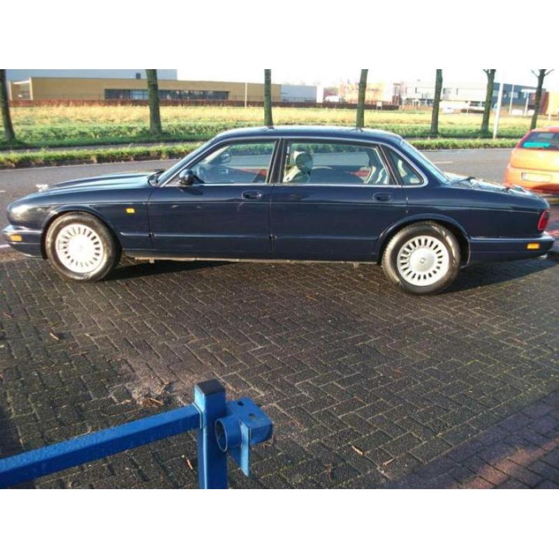 Jaguar XJ 3.2 LWB