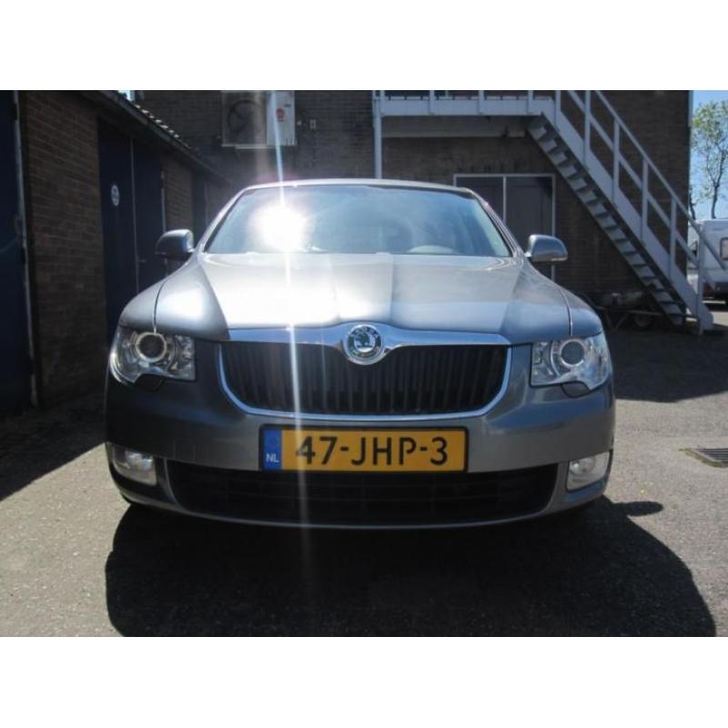 Skoda Superb 1.4 TSI COMFORT (bj 2009)