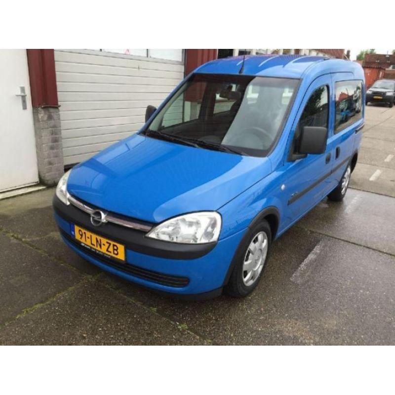 Opel Tour 1.6 Comfort AIRCO NWE APK (bj 2003)