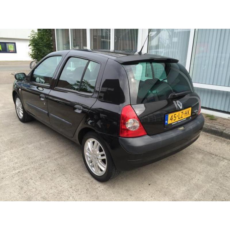 Renault Clio 1.6-16V Privilège 5 deurs/Airco/Cruise/APK/NAP/