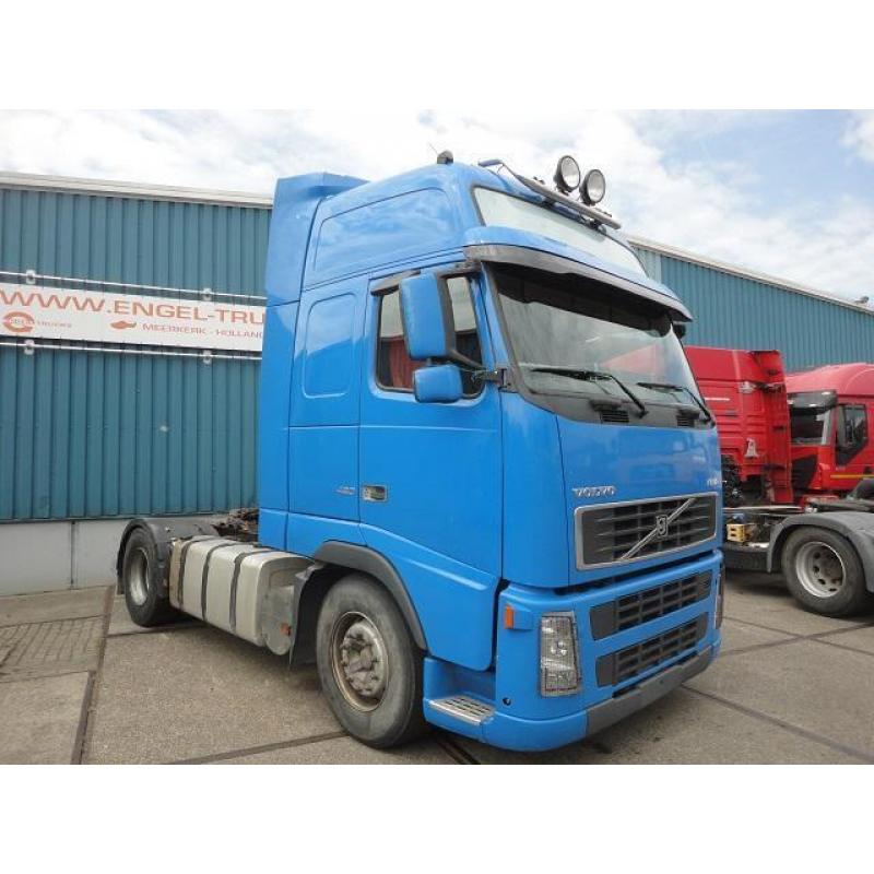 Volvo FH12-420 GLOBETROTTER-XL (MANUAL GEARBOX / HYDRAULIC K