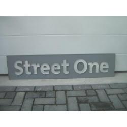 Reclame van STREET ONE