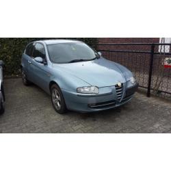 t.k. alle delen van alfa 147 1.9 jtd multi-jet 2003 diesel