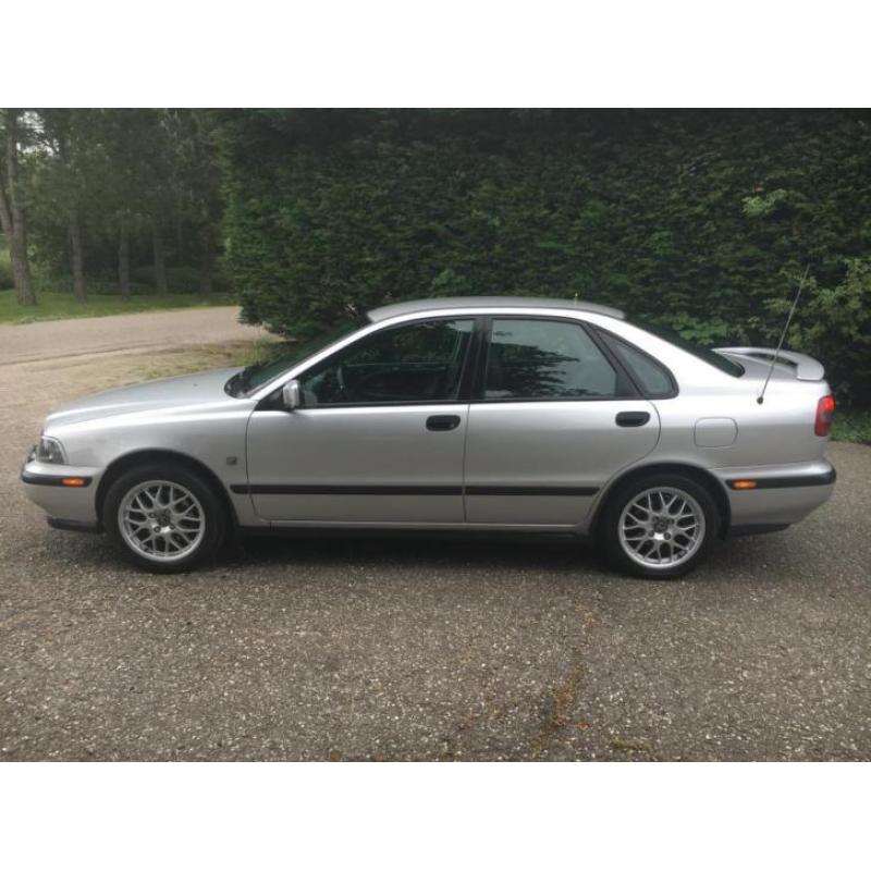 Volvo S40 1.8 Dynamic AUTOMAAT LEER AIRCO