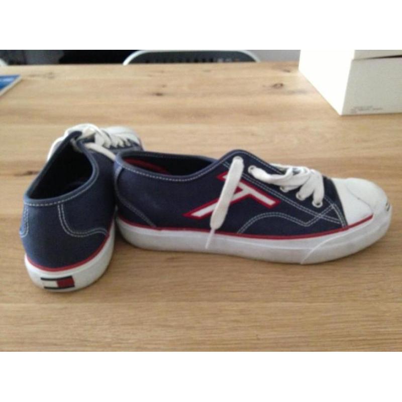 Tommy Hilfinger sneakers