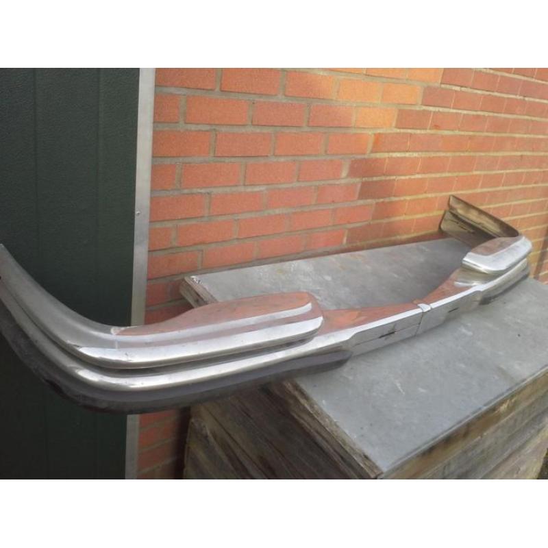 te koop voorbumper voor mercedes w108 oldtimer