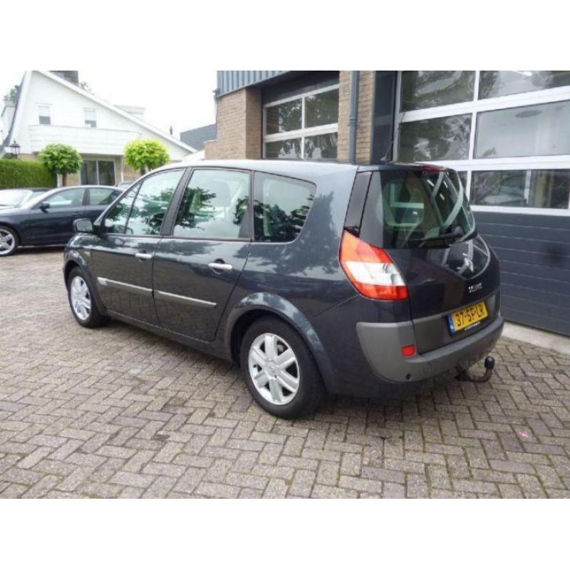 Renault Grand scenic 2.0-16V Tech Line 7 persoons (bj 2005)