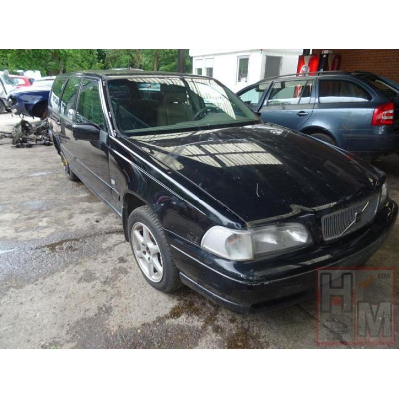 Volvo 850 2.5 tdi 2.4 sloop alle onderdelen te koop