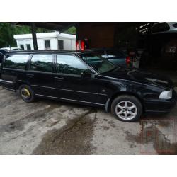 Volvo 850 2.5 tdi 2.4 sloop alle onderdelen te koop