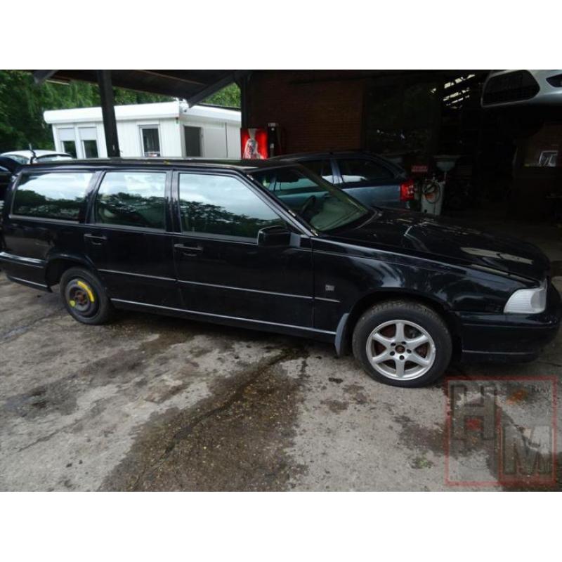 Volvo 850 2.5 tdi 2.4 sloop alle onderdelen te koop