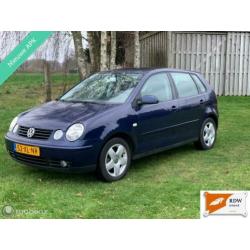 Volkswagen Polo 1.4-16V Highline AIRCO/NWE APK/DB RIEM VERVA