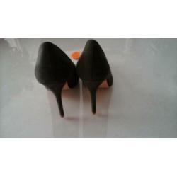 Mosgroene pumps