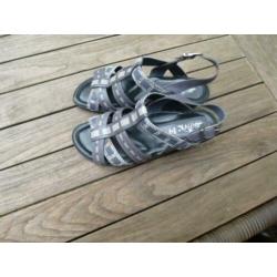 Mooie ARRIVA sandalen maat 38