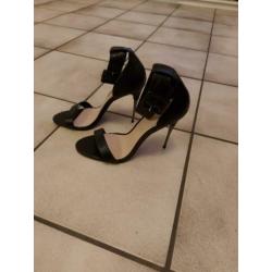 Sandals, high heel. SIZE 39