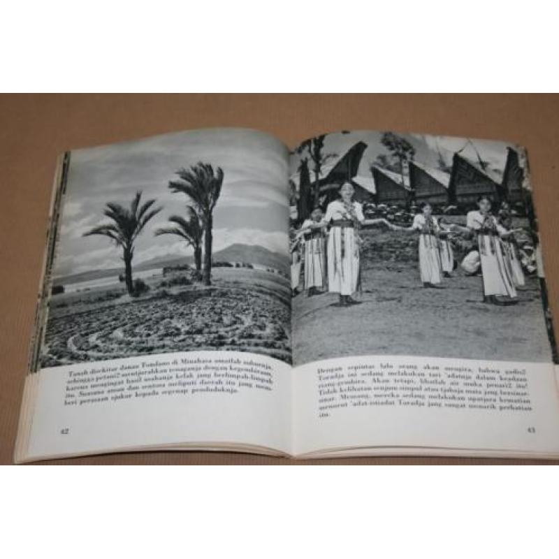 Fotoboek - Indonesia Tanah Airku - Circa 1950 !!