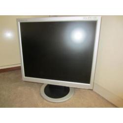 A45: Samsung Syncmaster 710N LCD 17 inch beeldscherm Pixel