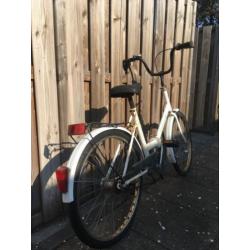 Witte vouwfiets